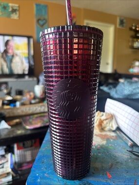 Starbucks Deep Berry Textured Tumbler in Plum